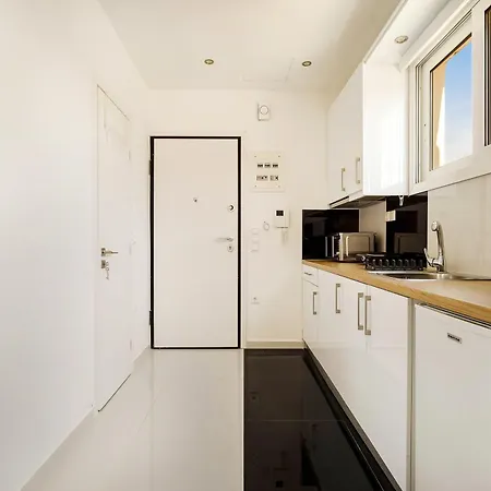 Kaisariani Rooftop Apartment