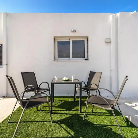 Kaisariani Rooftop Apartment Athens